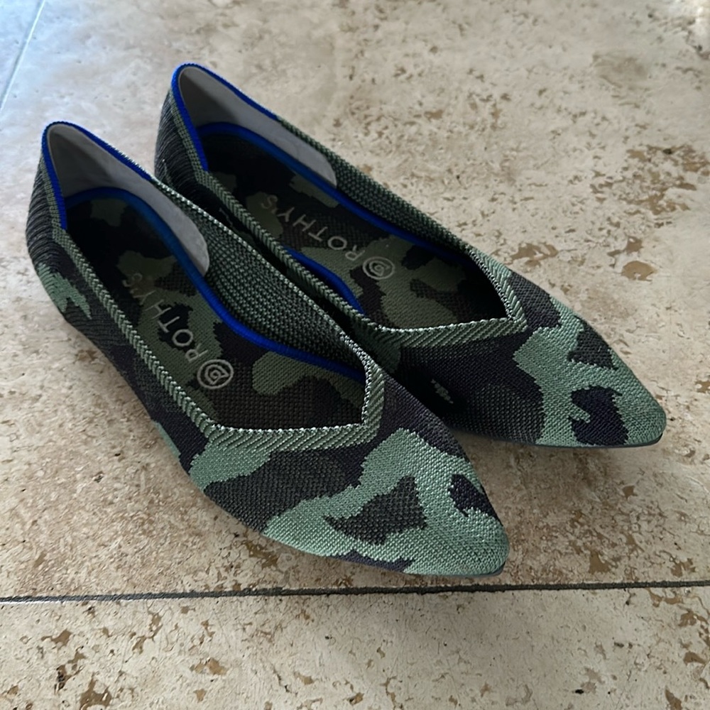 Rothy’s Pointy Toe Flats